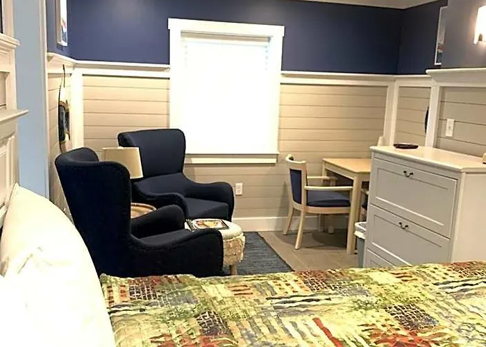 Motel Crystal Sands 2*